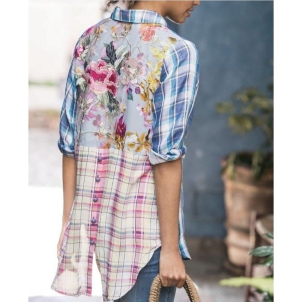SOFT SURROUNDINGS Serena XS Mixed Media Embroidered Floral Button Down Tunic